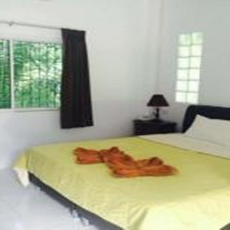 Baansuan Rimnam Resort Krabi town Exteriör bild