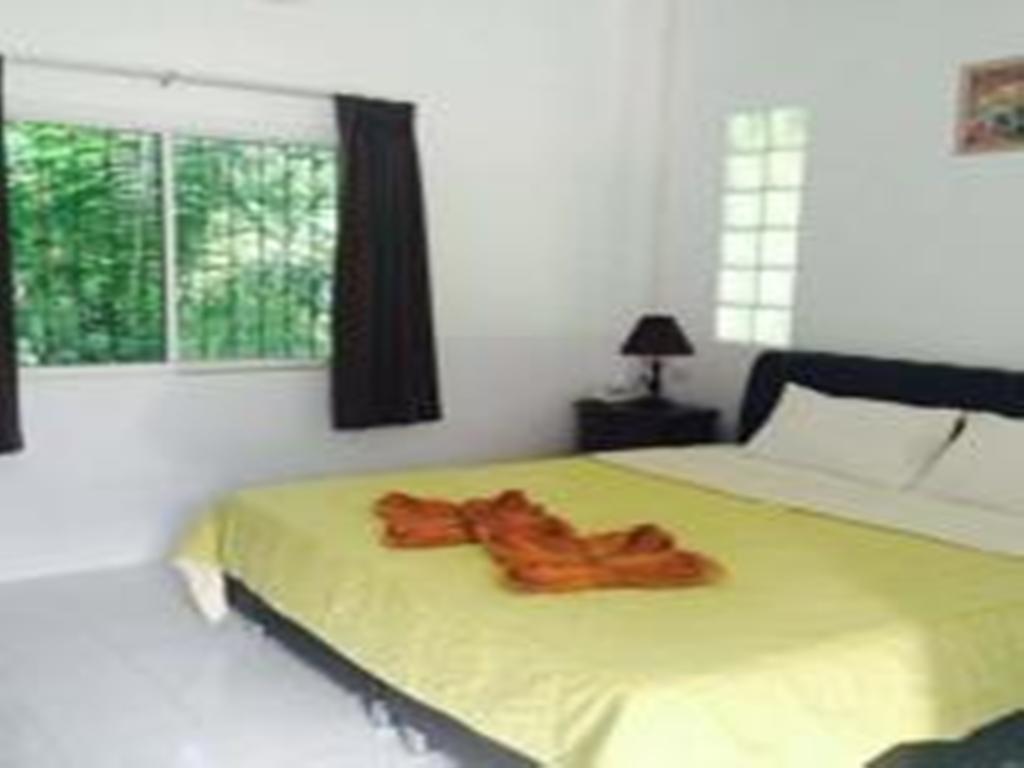 Baansuan Rimnam Resort Krabi town Exteriör bild